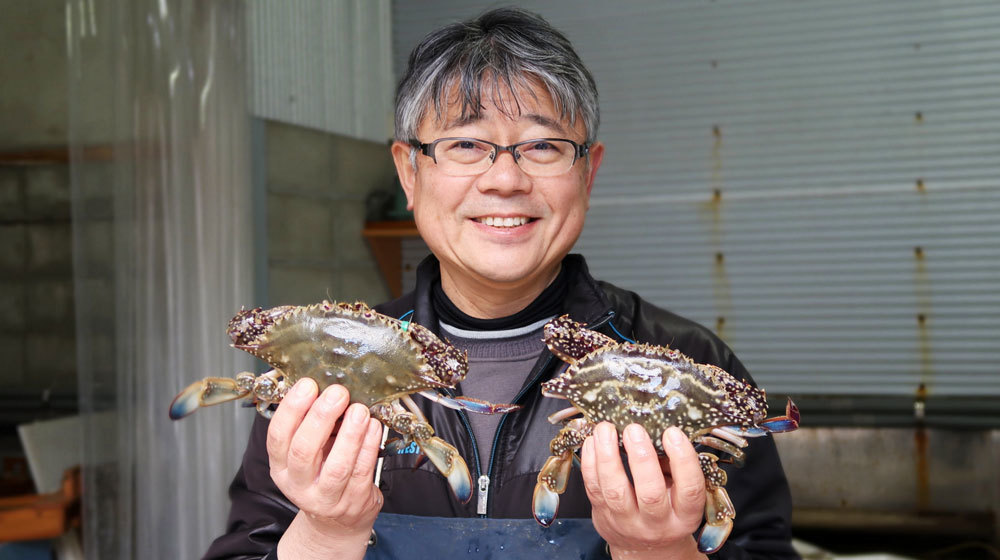 一色商店　店主